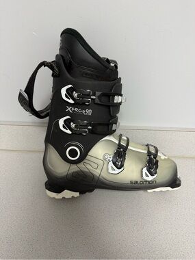 Salomon X Pro 90 Ski Boot in Black and Gray Gradient